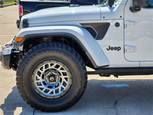 2023 Jeep Gladiator Sport 12