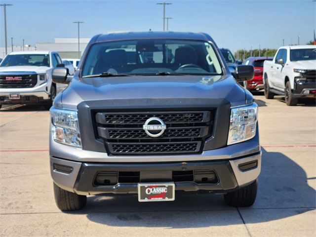 2023 Nissan Titan S 2