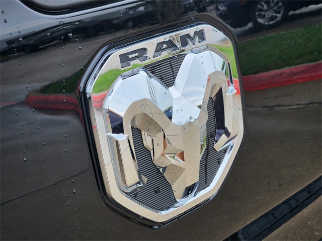 2023 Ram 1500 Tradesman 10