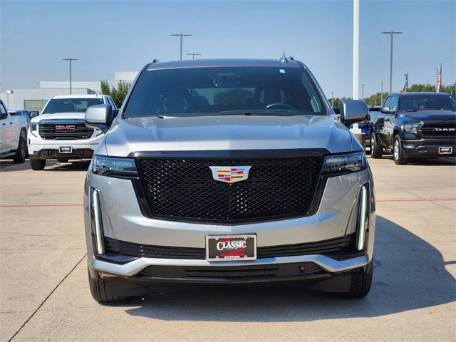 2023 Cadillac Escalade ESV Sport Platinum 2