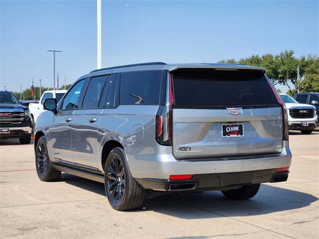 2023 Cadillac Escalade ESV Sport Platinum 5