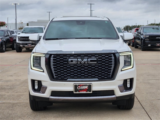 2023 GMC Yukon Denali Ultimate 2