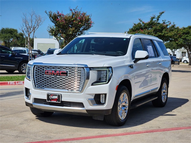 2023 GMC Yukon Denali 3