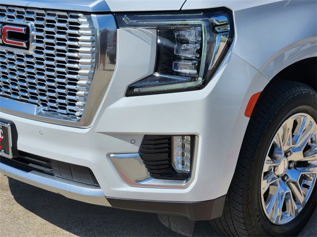 2023 GMC Yukon Denali 9