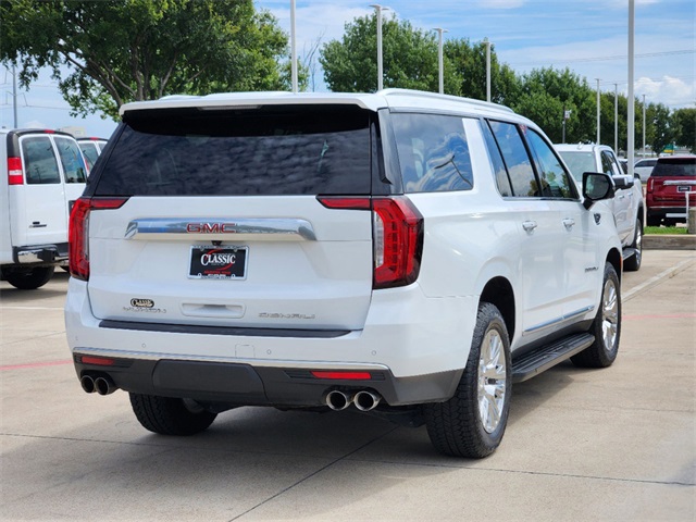 2023 GMC Yukon XL Denali 7