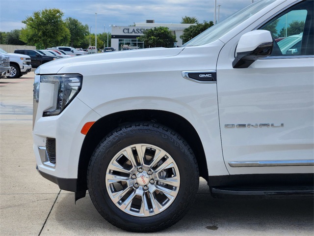 2023 GMC Yukon XL Denali 13