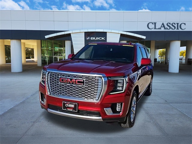 2023 GMC Yukon XL Denali 3