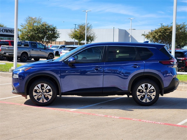 2023 Nissan Rogue SV 4