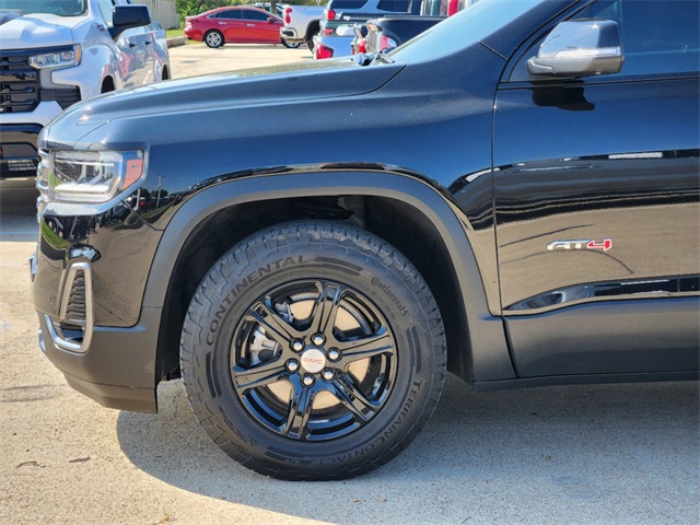 2023 GMC Acadia AT4 13