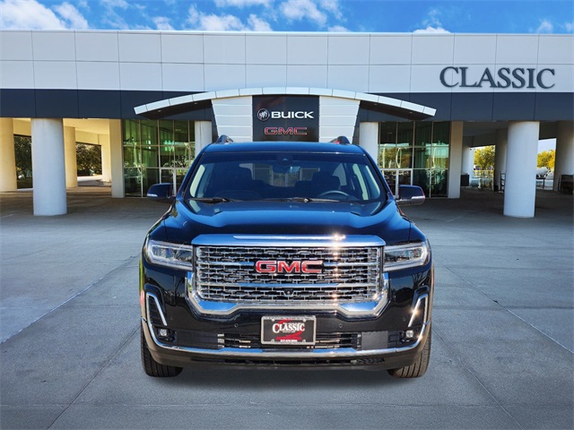 2023 GMC Acadia Denali 2