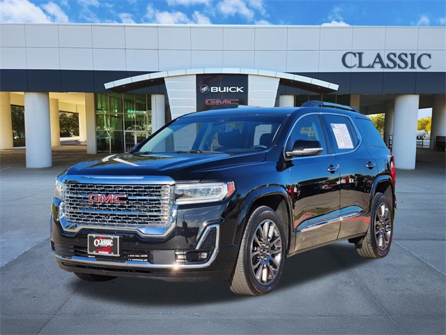 2023 GMC Acadia Denali 3