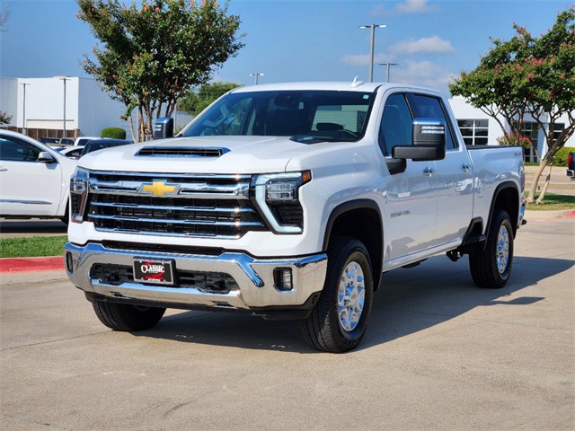 2024 Chevrolet Silverado 2500HD LTZ 3