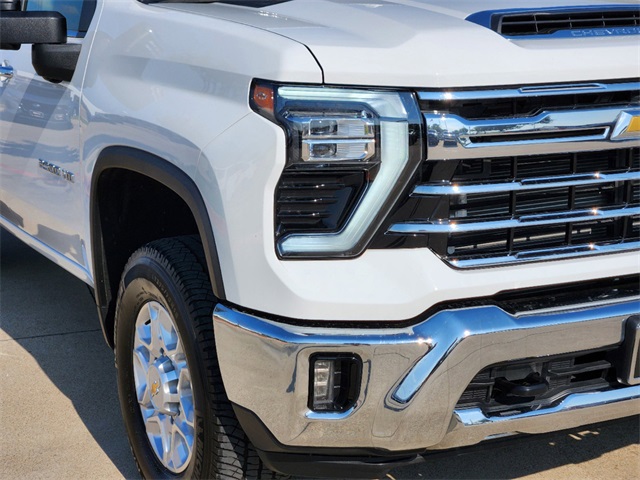 2024 Chevrolet Silverado 2500HD LTZ 8