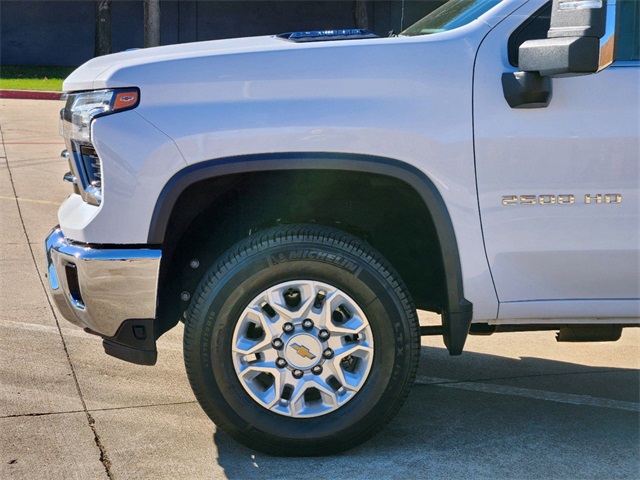 2024 Chevrolet Silverado 2500HD LTZ 12