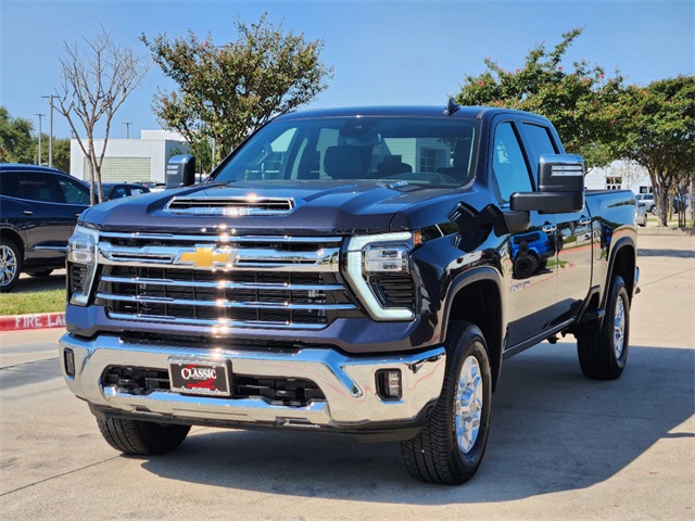 2024 Chevrolet Silverado 2500HD LTZ 3