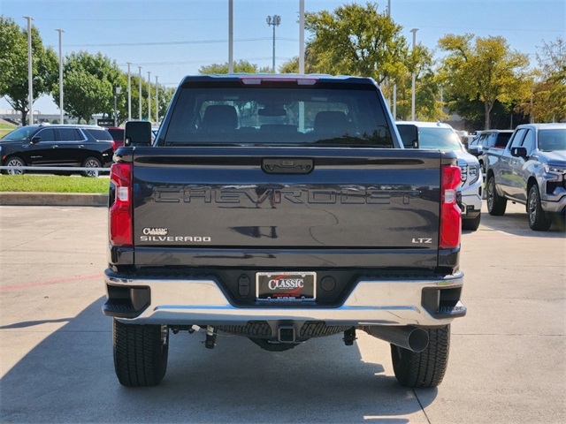 2024 Chevrolet Silverado 2500HD LTZ 6