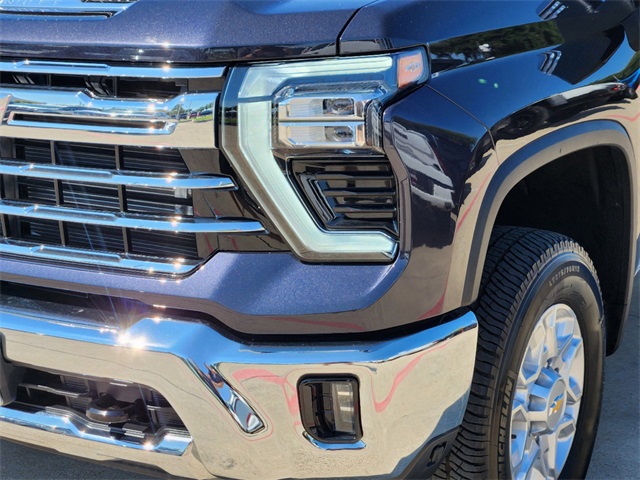 2024 Chevrolet Silverado 2500HD LTZ 9