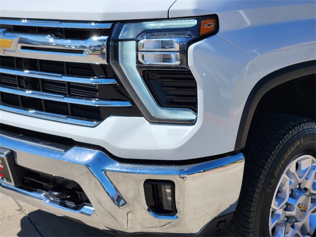 2024 Chevrolet Silverado 2500HD LTZ 10