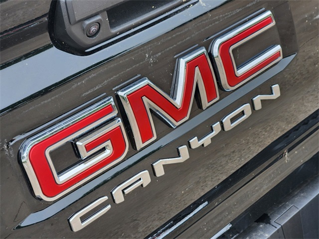 2024 GMC Canyon Elevation 7