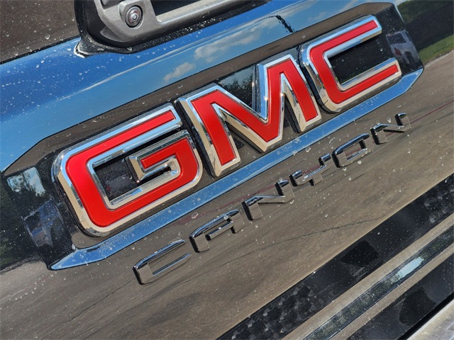 2024 GMC Canyon Elevation 8