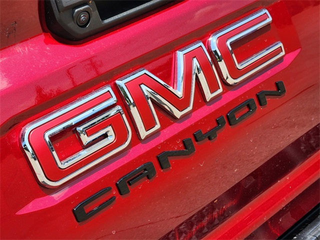 2024 GMC Canyon Elevation 8