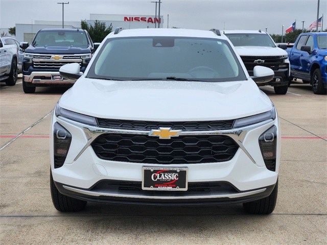 2024 Chevrolet Trax LT 2