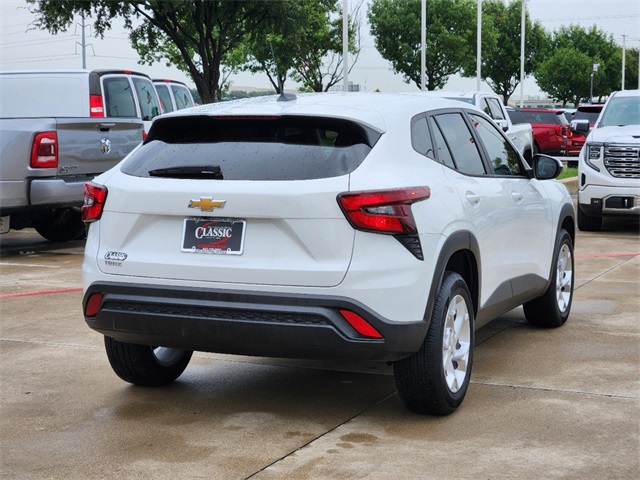 2024 Chevrolet Trax LS 7