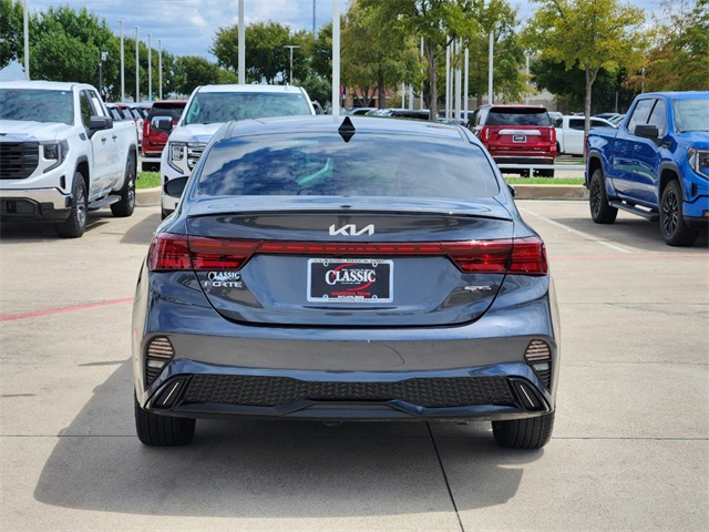 2024 Kia Forte GT-Line 6