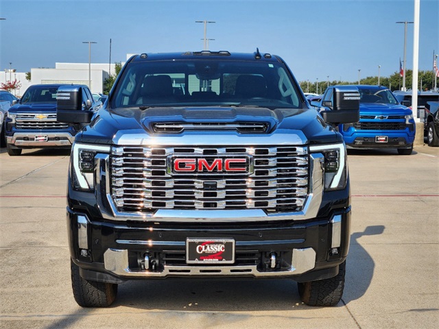 2024 GMC Sierra 2500HD Denali 2