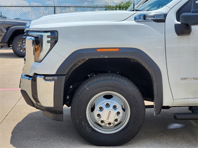 2024 GMC Sierra 3500HD Pro 5