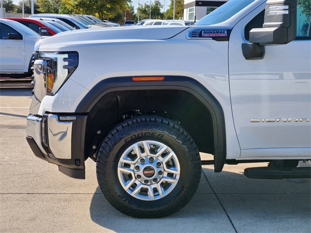 2024 GMC Sierra 2500HD Pro 12