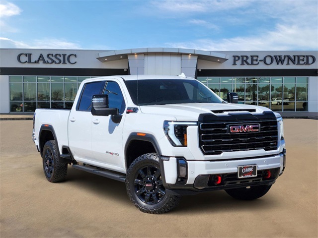 2024 GMC Sierra 2500HD AT4 1