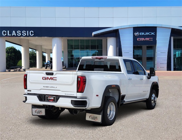 2024 GMC Sierra 3500HD Denali 4