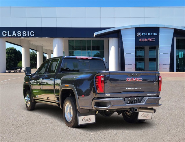 2024 GMC Sierra 3500HD Denali 4