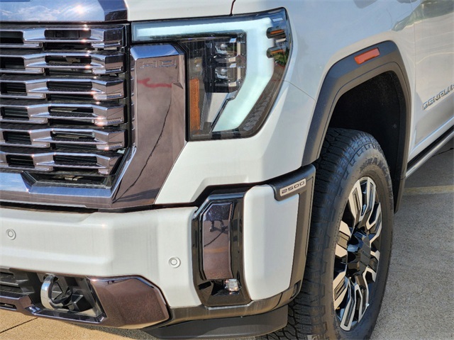 2024 GMC Sierra 2500HD Denali Ultimate 6