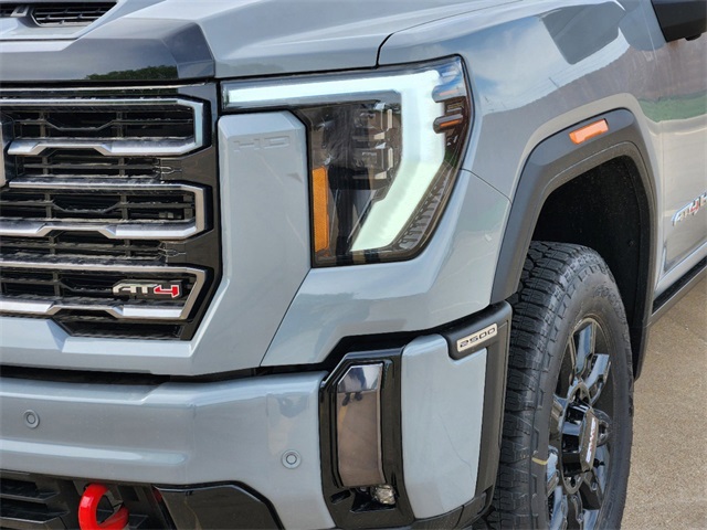 2024 GMC Sierra 2500HD AT4 6