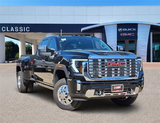 2024 GMC Sierra 3500HD Denali 1