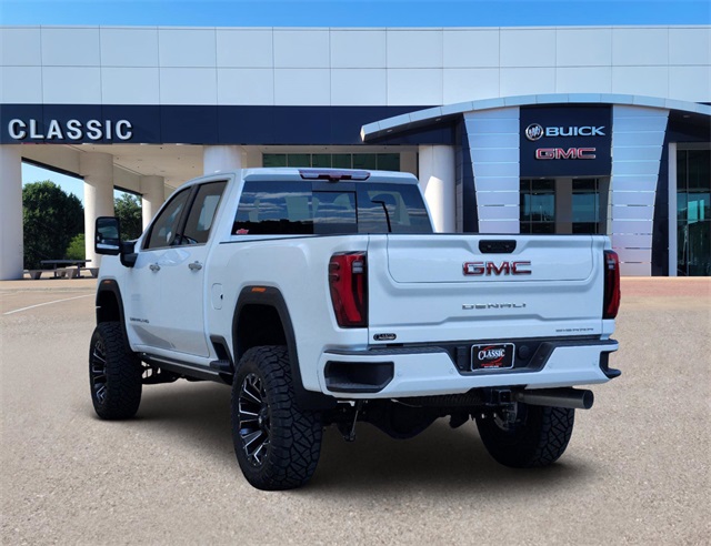 2024 GMC Sierra 2500HD Denali 3