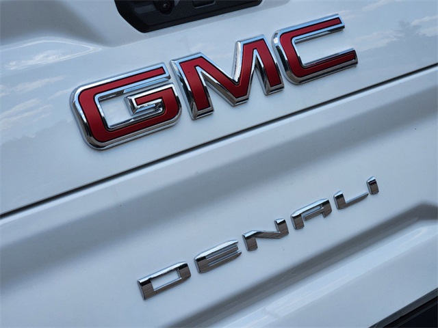 2024 GMC Sierra 2500HD Denali 7