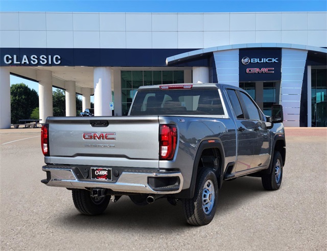 2024 GMC Sierra 2500HD Pro 4