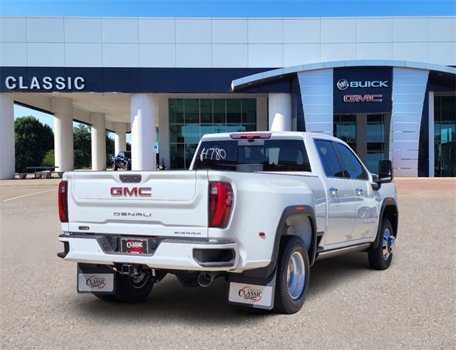 2024 GMC Sierra 3500HD Denali 4