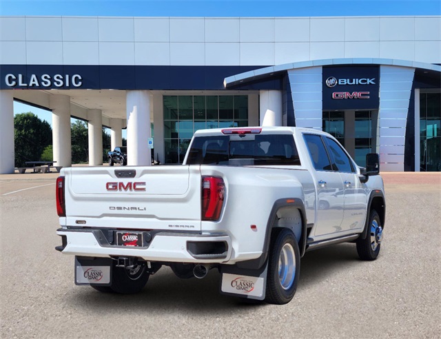 2024 GMC Sierra 3500HD Denali 4