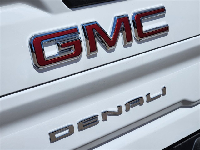 2024 GMC Sierra 3500HD Denali 8