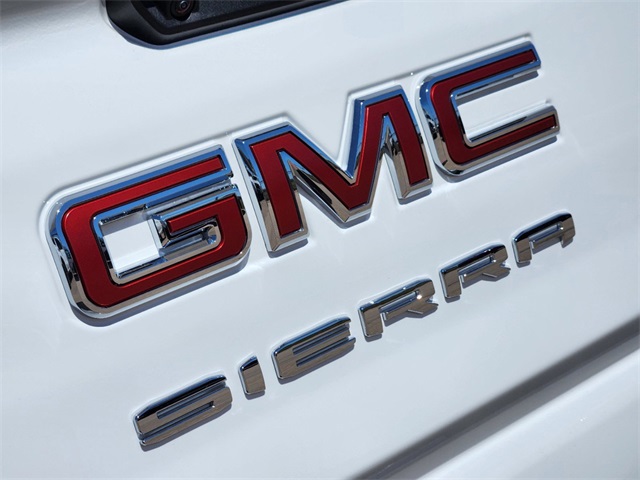 2024 GMC Sierra 2500HD Pro 8