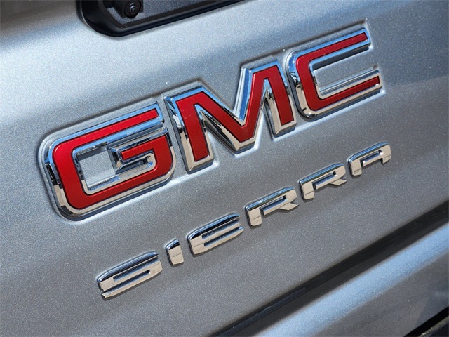 2024 GMC Sierra 2500HD Pro 8