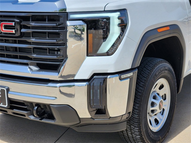 2024 GMC Sierra 2500HD Pro 6