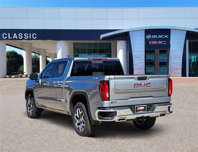 2024 GMC Sierra 1500 SLT 3