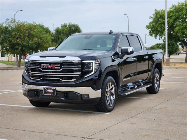 2024 GMC Sierra 1500 SLT 2