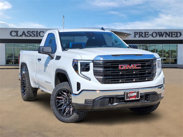 2024 GMC Sierra 1500 Pro 1