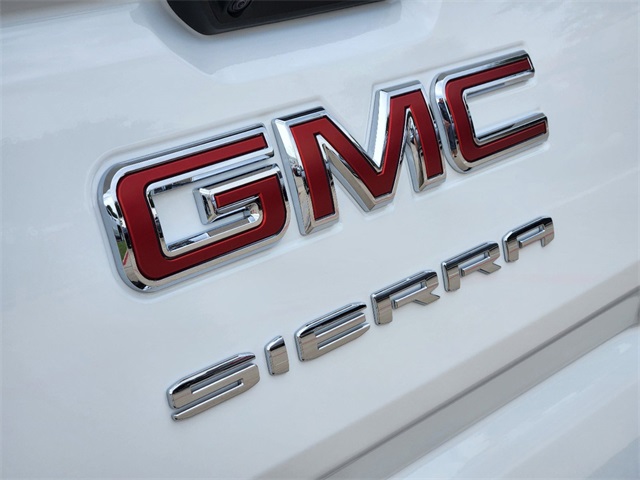 2024 GMC Sierra 1500 Pro 10